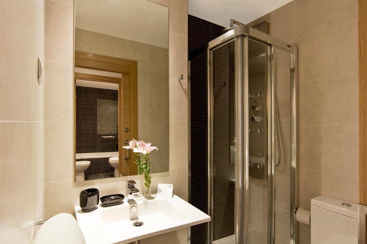 Sleep Urgell By Stay Barcellona Esterno foto